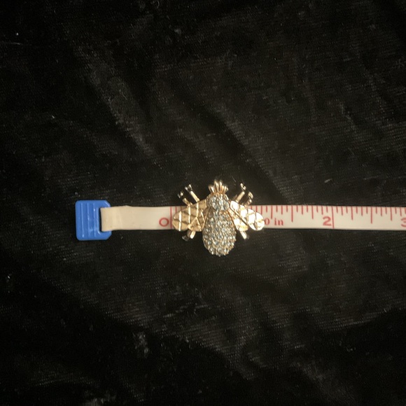 Ciner Gold Bee Earrings And Brooch Set. - Picture 3 of 4